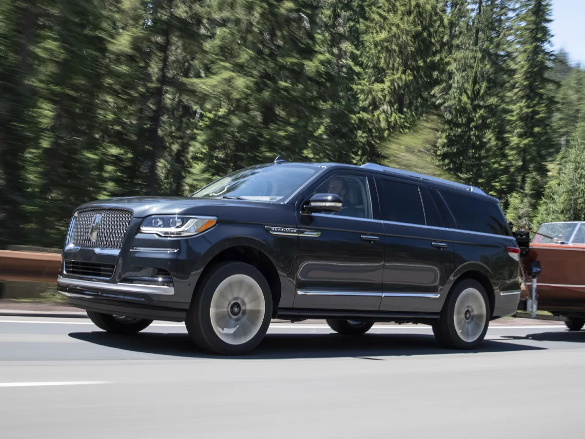 Lincoln Navigator,autocango,china used car exporter,china ev exporter,chinese used car exporter,chinese used ev exporter