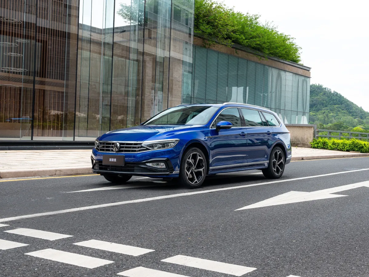 Volkswagen Alltrack,autocango,china used car exporter,china ev exporter,chinese used car exporter,chinese used ev exporter