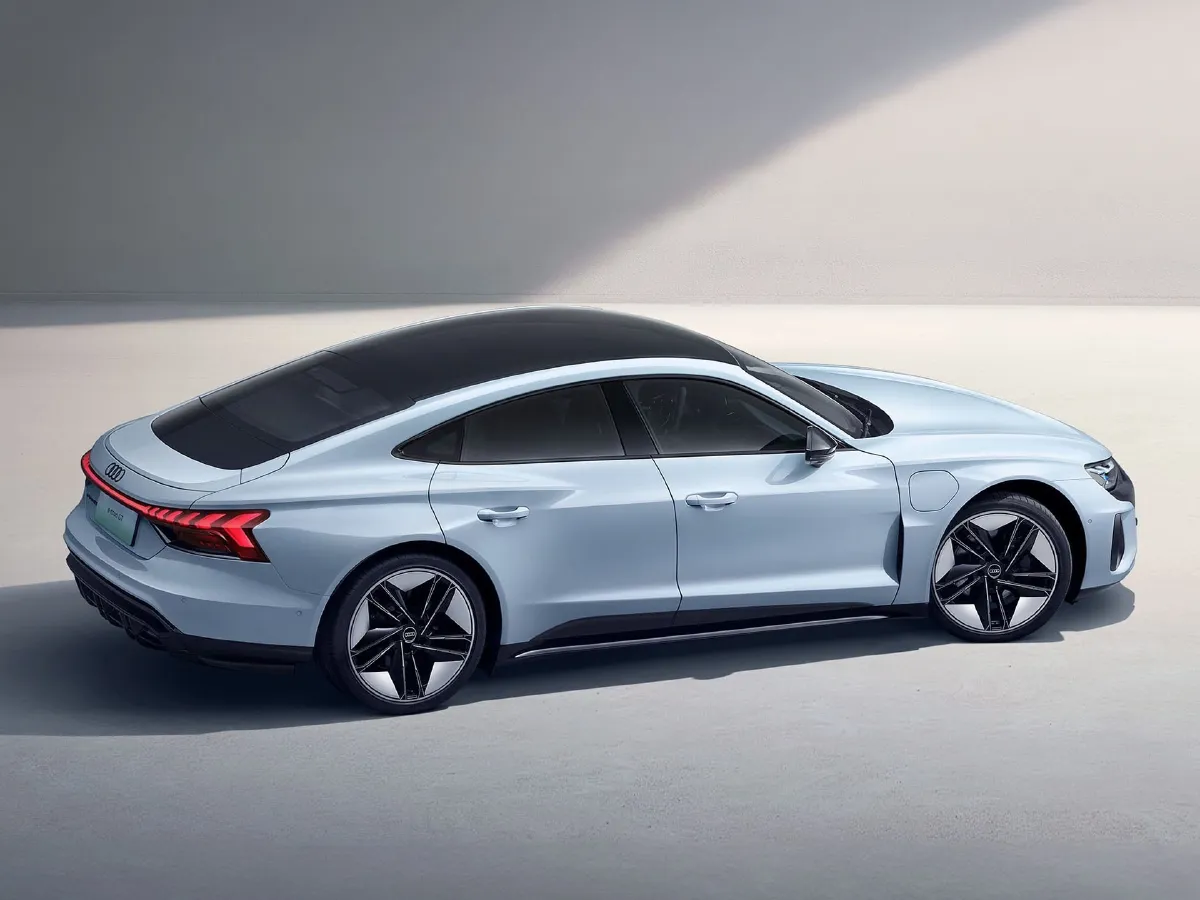 Audi e-tron GT,autocango,china used car exporter,china ev exporter,chinese used car exporter,chinese used ev exporter