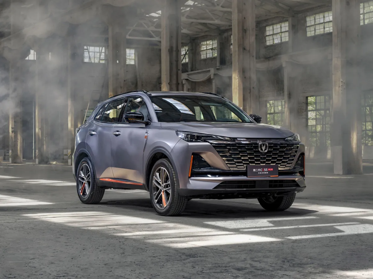 2022 ChangAn CS55 Plus 1.5T 188HP L4 7DCT,autocango,china used car exporter,china ev exporter,chinese used car exporter,chinese used ev exporter