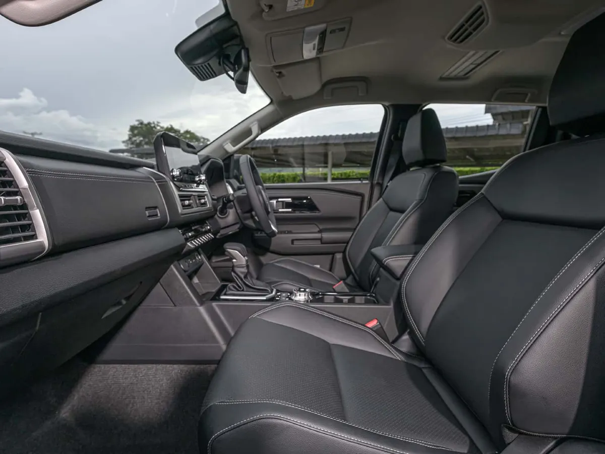 2023 Mitsubishi L200 2.3T 150HP L4 6AT,autocango,china used car exporter,china ev exporter,chinese used car exporter,chinese used ev exporter