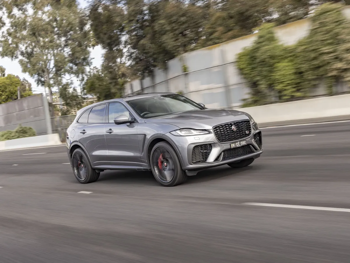 Jaguar F-PACE,autocango,china used car exporter,china ev exporter,chinese used car exporter,chinese used ev exporter