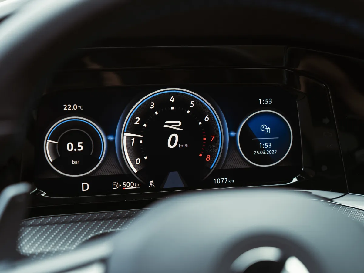 2011 Volkswagen Golf 2.0T 256HP L4 6DCT,autocango,china used car exporter,china ev exporter,chinese used car exporter,chinese used ev exporter