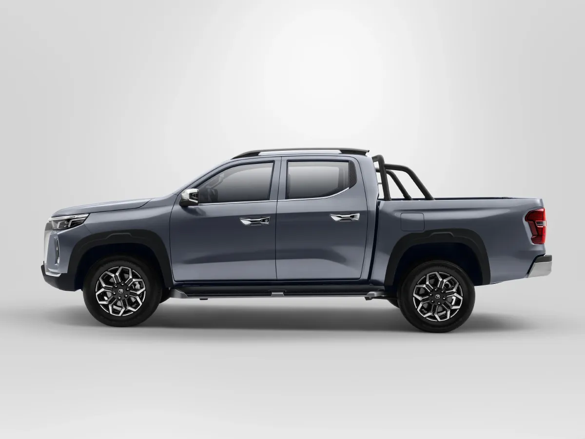 ChangAn LanTuoZhe,autocango,china used car exporter,china ev exporter,chinese used car exporter,chinese used ev exporter