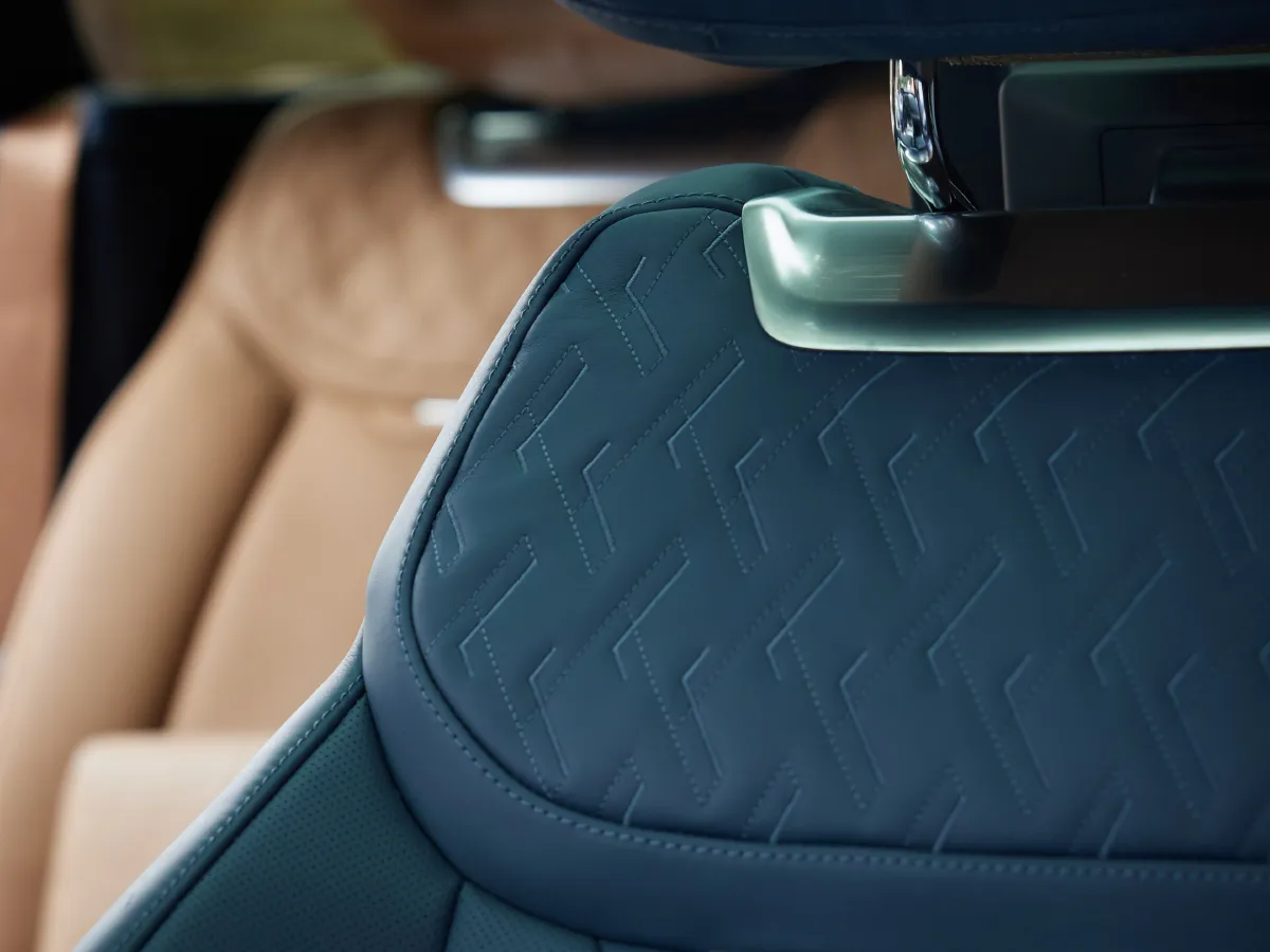 Land Rover Range Rover,autocango,china used car exporter,china ev exporter,chinese used car exporter,chinese used ev exporter