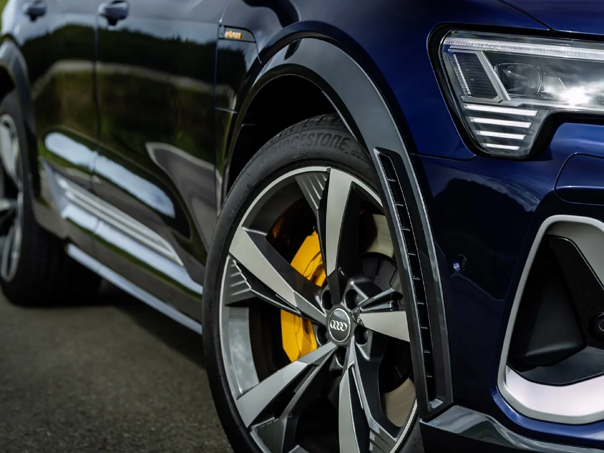 Audi e-tron,autocango,china used car exporter,china ev exporter,chinese used car exporter,chinese used ev exporter