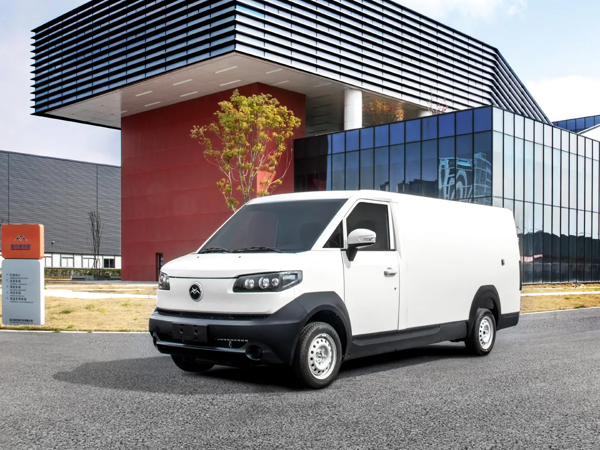 New Gonow AoTeng,autocango,china used car exporter,china ev exporter,chinese used car exporter,chinese used ev exporter