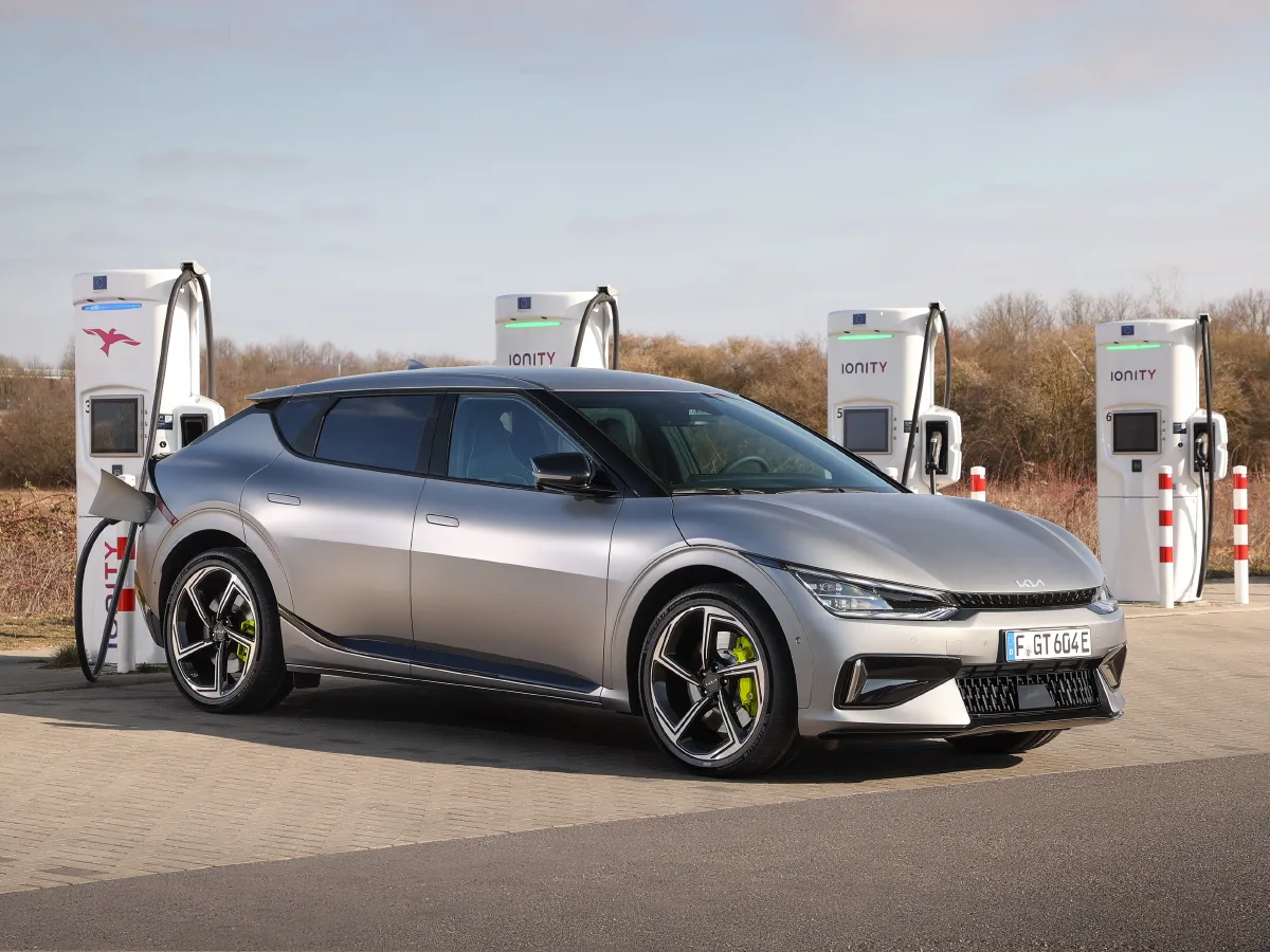 Kia EV6,autocango,china used car exporter,china ev exporter,chinese used car exporter,chinese used ev exporter