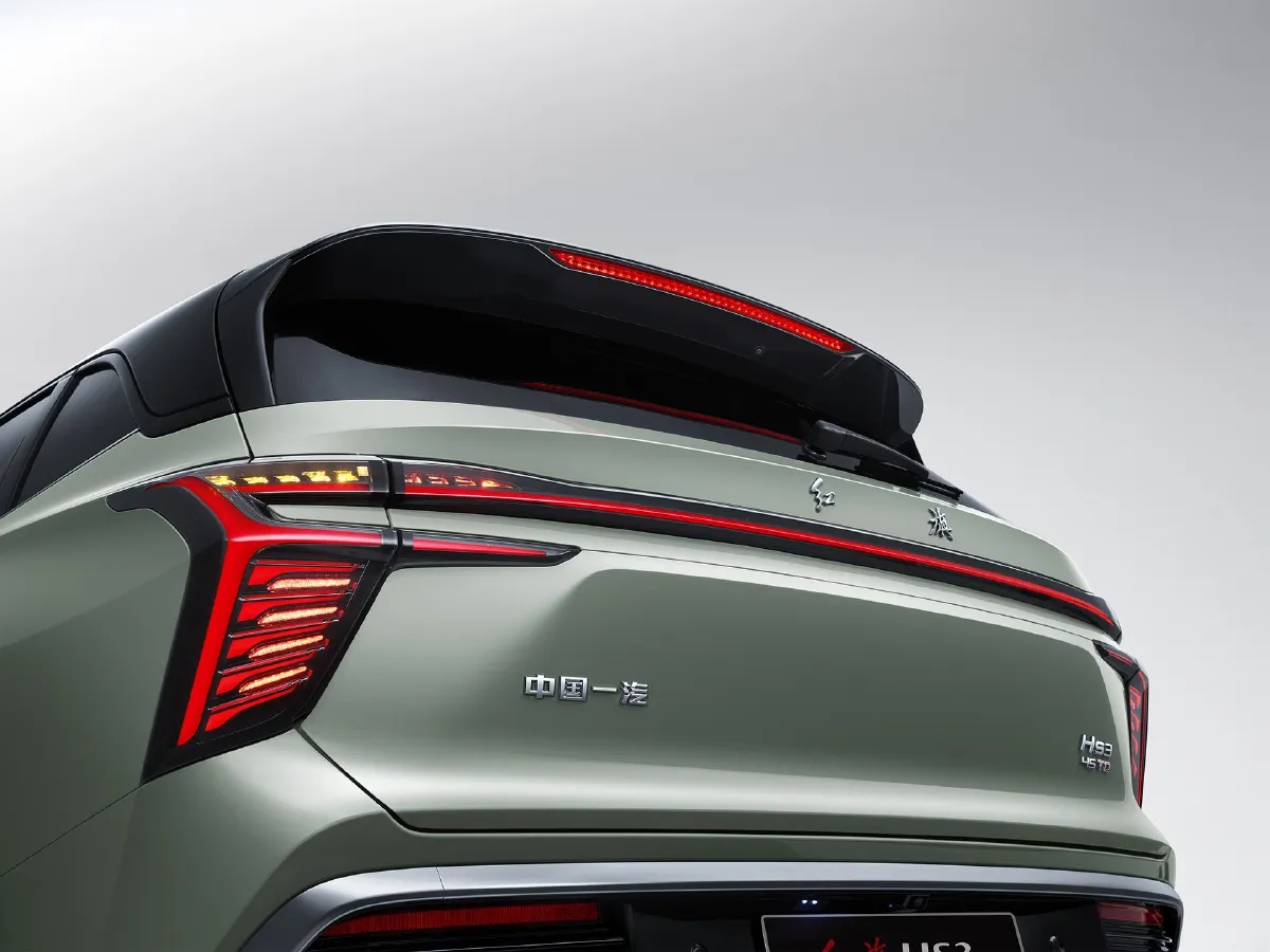 HongQi HS3,autocango,china used car exporter,china ev exporter,chinese used car exporter,chinese used ev exporter