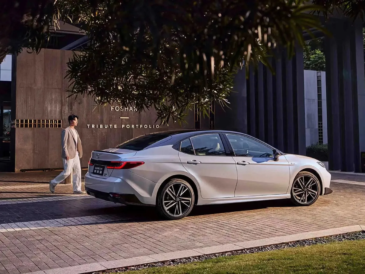 Toyota Camry,autocango,china used car exporter,china ev exporter,chinese used car exporter,chinese used ev exporter