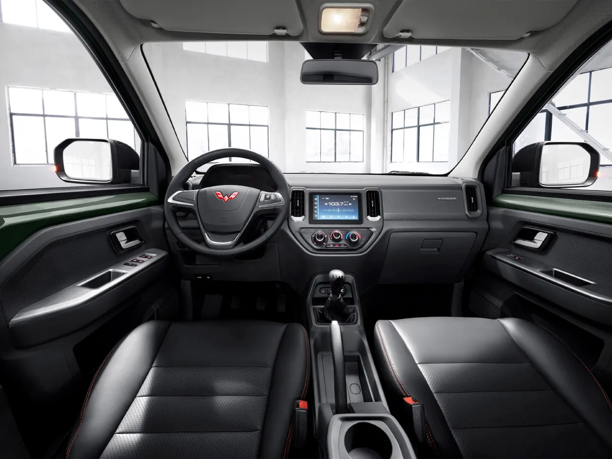 WuLing ZhentTu,autocango,china used car exporter,china ev exporter,chinese used car exporter,chinese used ev exporter