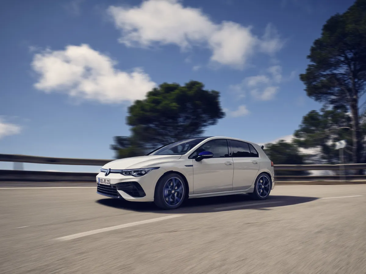 2011 Volkswagen Golf 2.0T 256HP L4 6DCT,autocango,china used car exporter,china ev exporter,chinese used car exporter,chinese used ev exporter