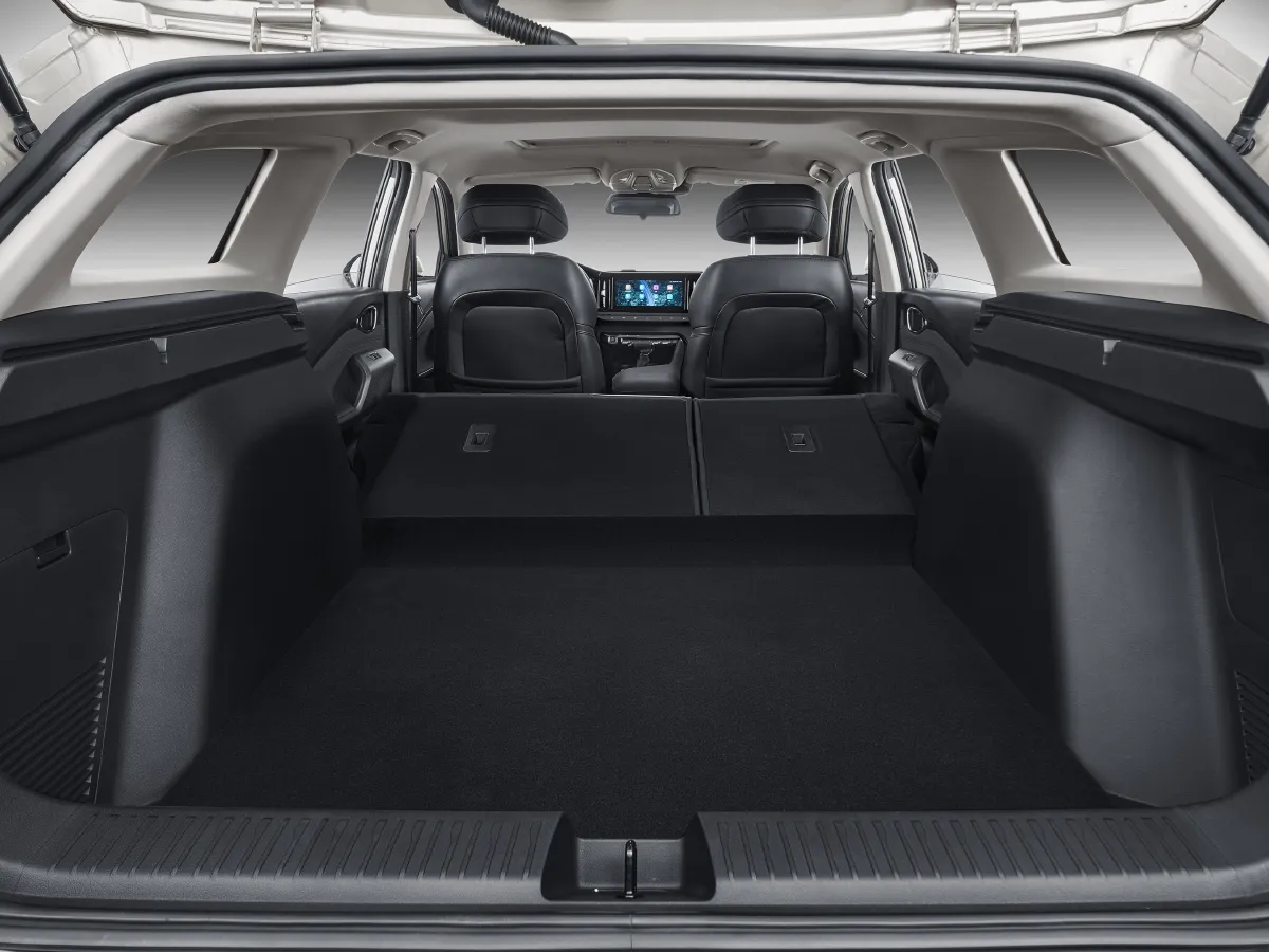 BaoJun RC-5,autocango,china used car exporter,china ev exporter,chinese used car exporter,chinese used ev exporter BaoJun RC-5,autocango,china used car exporter,china ev exporter,chinese used car exporter,chinese used ev exporter