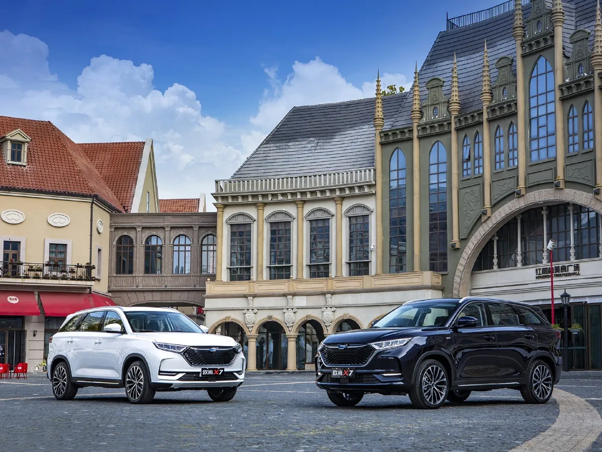 2021 ChangAn Oshan X7 1.5T 178HP L4 6MT,autocango,china used car exporter,china ev exporter,chinese used car exporter,chinese used ev exporter