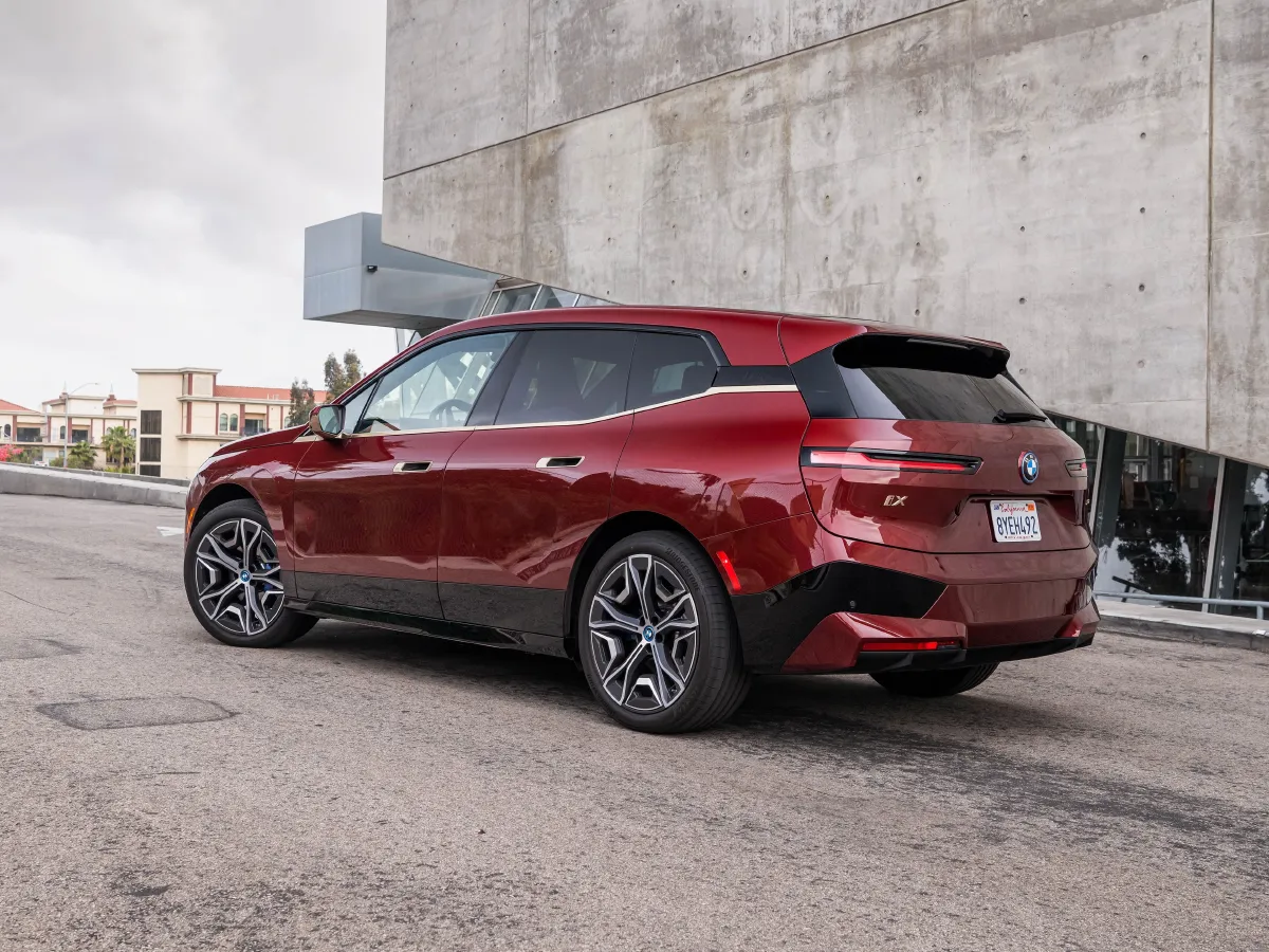 BMW iX,autocango,china used car exporter,china ev exporter,chinese used car exporter,chinese used ev exporter