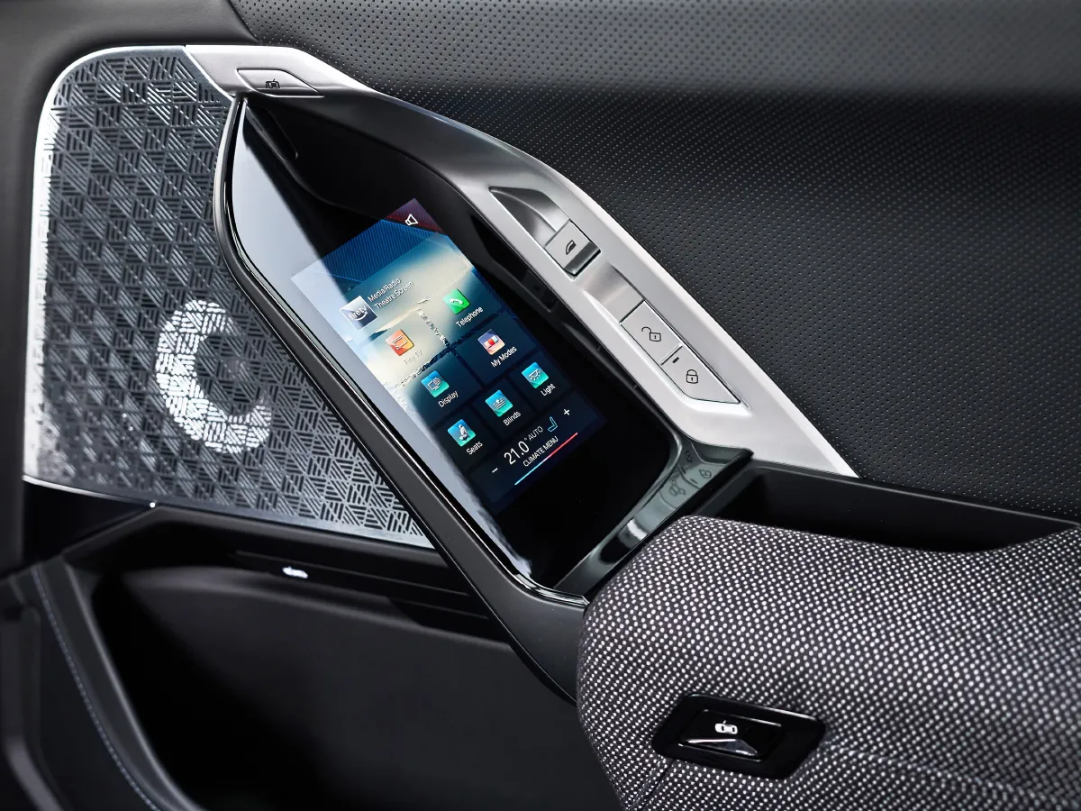 BMW i7,autocango,china used car exporter,china ev exporter,chinese used car exporter,chinese used ev exporter