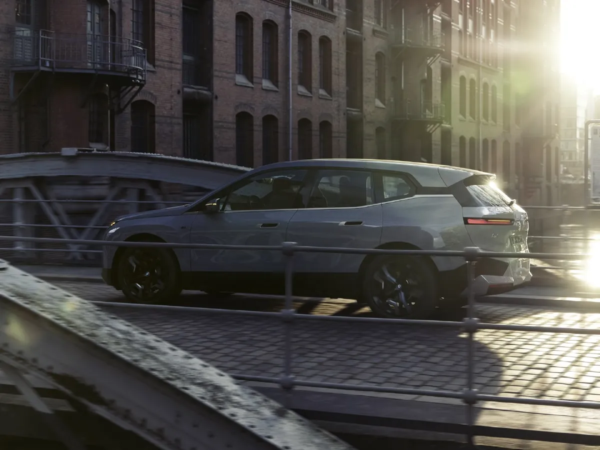 BMW iX,autocango,china used car exporter,china ev exporter,chinese used car exporter,chinese used ev exporter