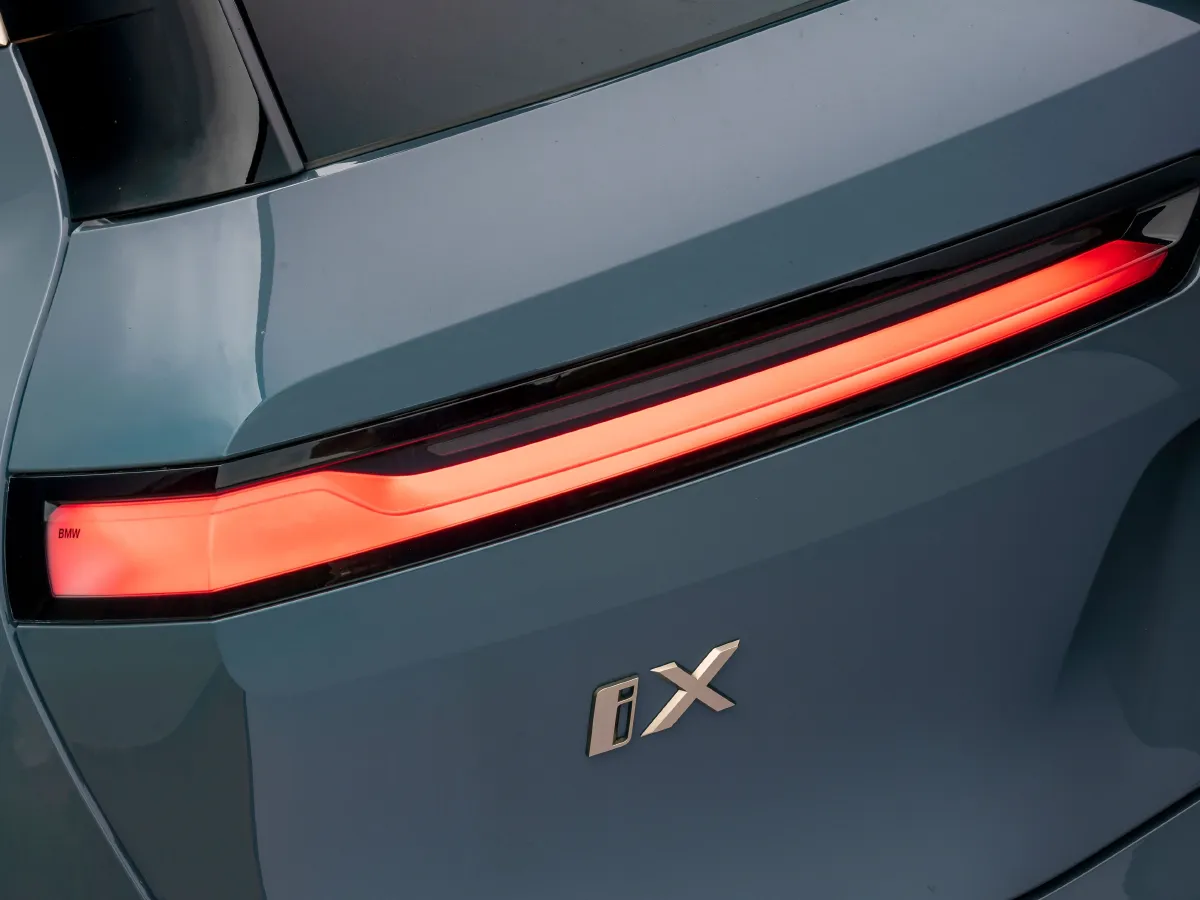 BMW iX,autocango,china used car exporter,china ev exporter,chinese used car exporter,chinese used ev exporter