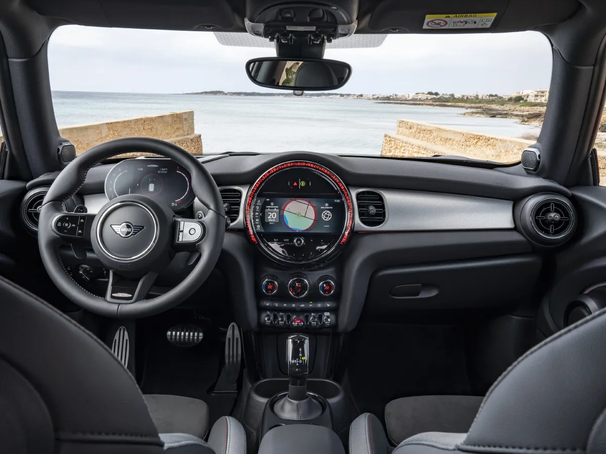 MINI JCW,autocango,china used car exporter,china ev exporter,chinese used car exporter,chinese used ev exporter