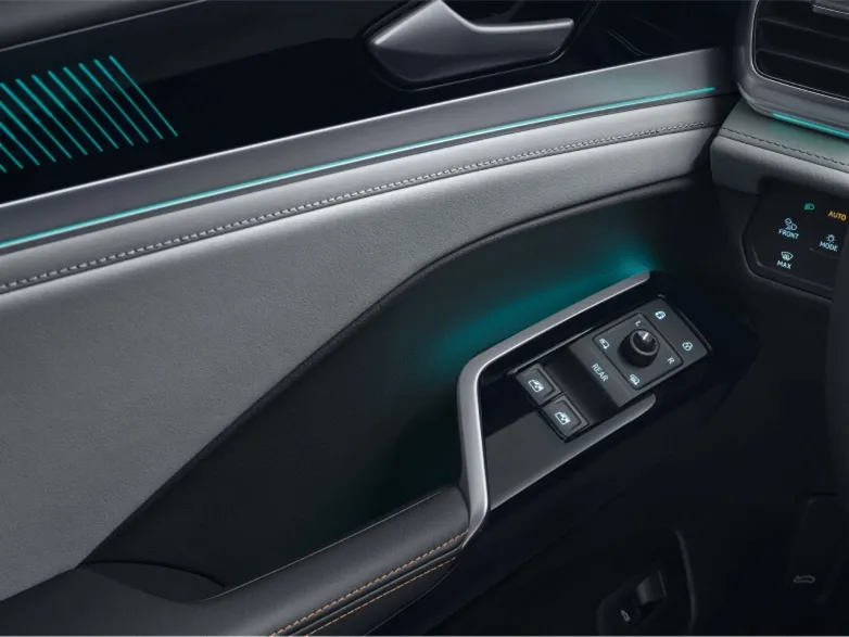 Volkswagen ID.6 Crozz,autocango,china used car exporter,china ev exporter,chinese used car exporter,chinese used ev exporter