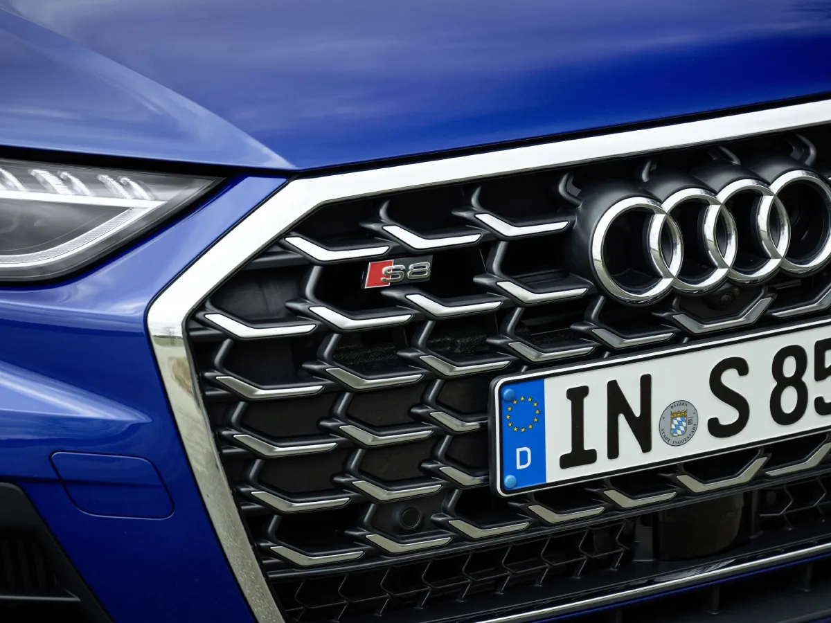 Audi S8,autocango,china used car exporter,china ev exporter,chinese used car exporter,chinese used ev exporter Audi S8,autocango,china used car exporter,china ev exporter,chinese used car exporter,chinese used ev exporter