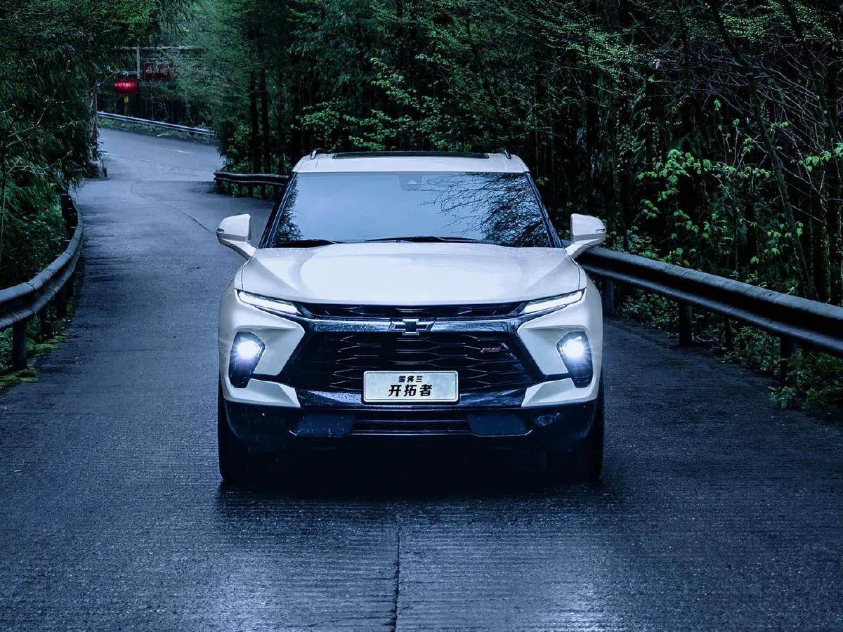 Chevrolet Blazer,autocango,china used car exporter,china ev exporter,chinese used car exporter,chinese used ev exporter