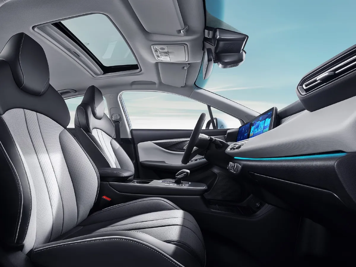 BeiJing Auto EU5 Plus,autocango,china used car exporter,china ev exporter,chinese used car exporter,chinese used ev exporter