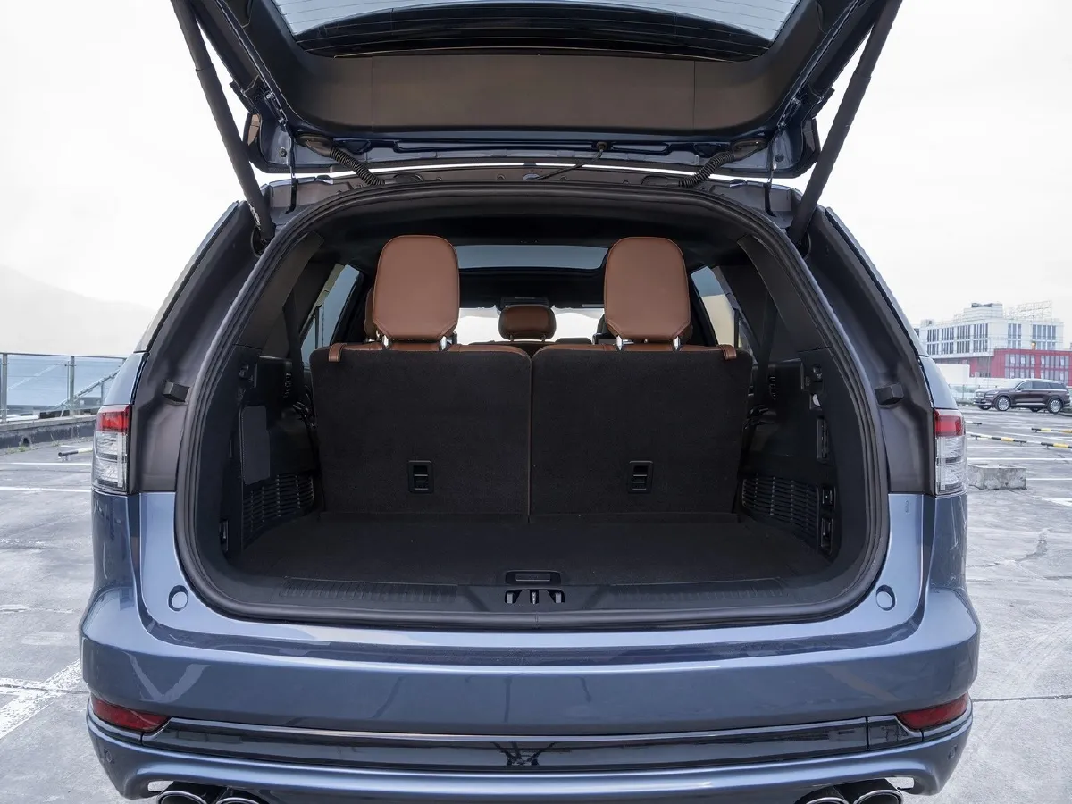 Lincoln Aviator,autocango,china used car exporter,china ev exporter,chinese used car exporter,chinese used ev exporter