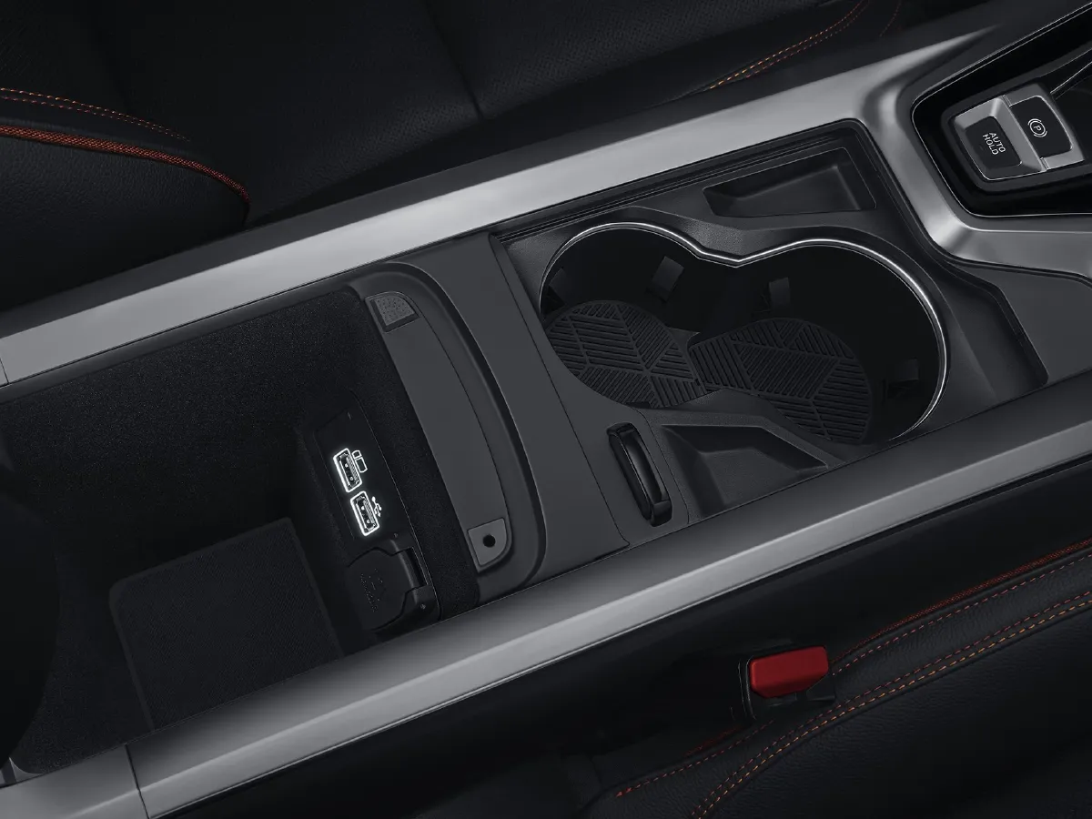 LYNK&CO 01,autocango,china used car exporter,china ev exporter,chinese used car exporter,chinese used ev exporter