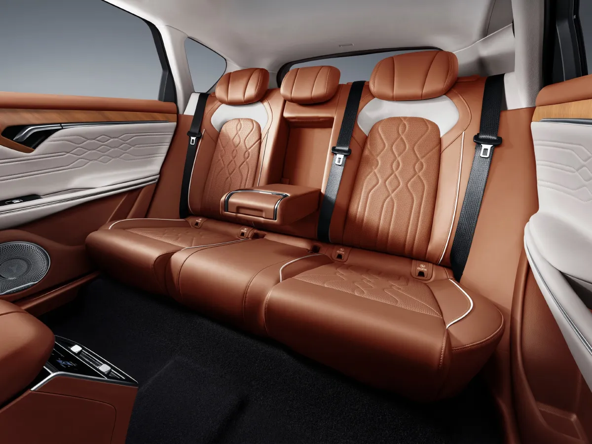 Voyah FREE,autocango,china used car exporter,china ev exporter,chinese used car exporter,chinese used ev exporter