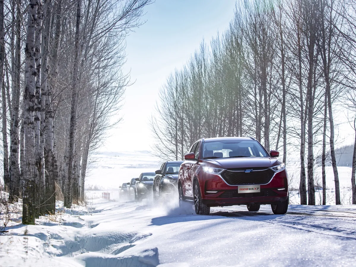 2021 ChangAn Oshan X7 1.5T 178HP L4 6MT,autocango,china used car exporter,china ev exporter,chinese used car exporter,chinese used ev exporter