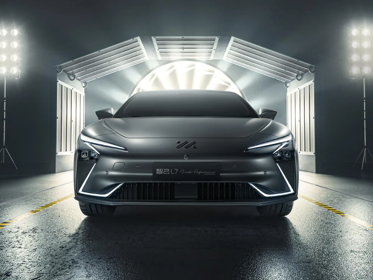 IM L7,autocango,china used car exporter,china ev exporter,chinese used car exporter,chinese used ev exporter