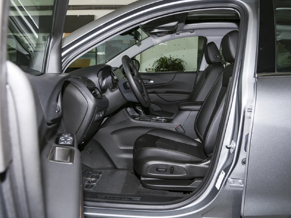 Chevrolet Equinox,autocango,china used car exporter,china ev exporter,chinese used car exporter,chinese used ev exporter