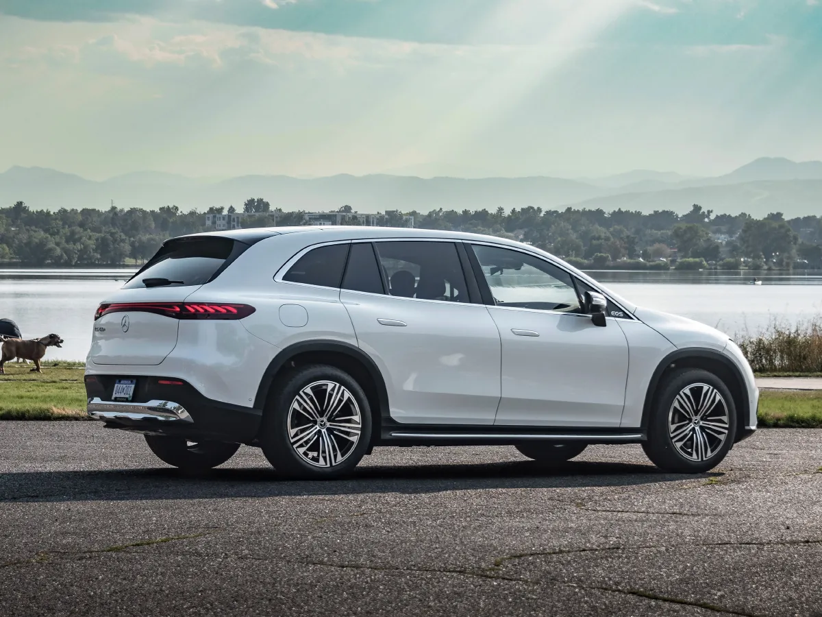 Mercedes-Benz EQS SUV,autocango,china used car exporter,china ev exporter,chinese used car exporter,chinese used ev exporter