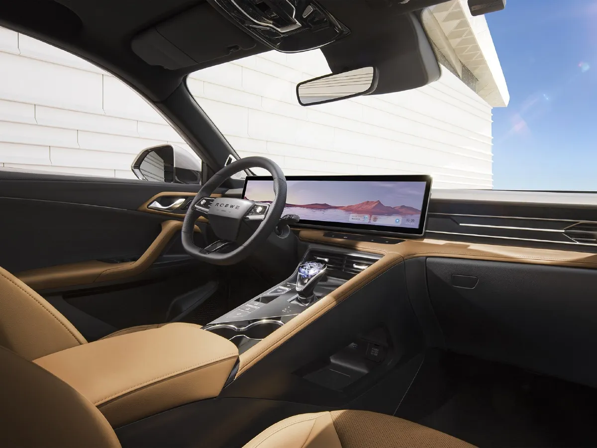 Roewe RX5,autocango,china used car exporter,china ev exporter,chinese used car exporter,chinese used ev exporter