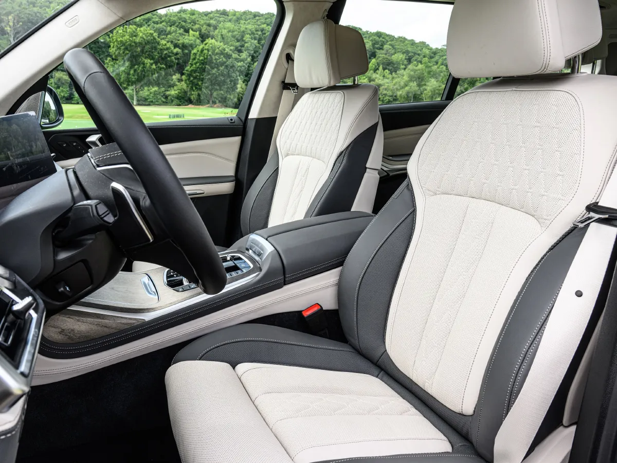 BMW X7,autocango,china used car exporter,china ev exporter,chinese used car exporter,chinese used ev exporter