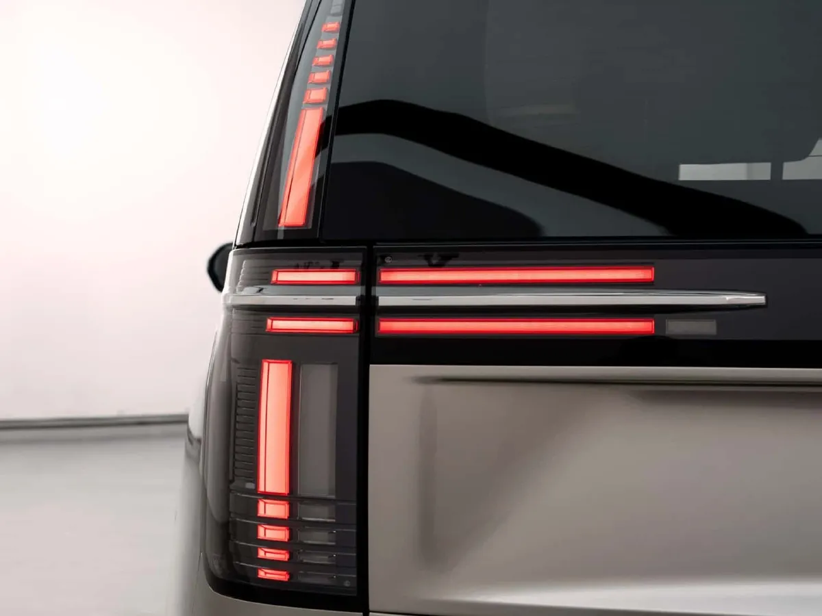 Volvo EM90,autocango,china used car exporter,china ev exporter,chinese used car exporter,chinese used ev exporter