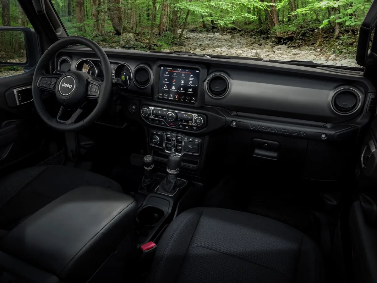 Jeep Wrangler,autocango,china used car exporter,china ev exporter,chinese used car exporter,chinese used ev exporter