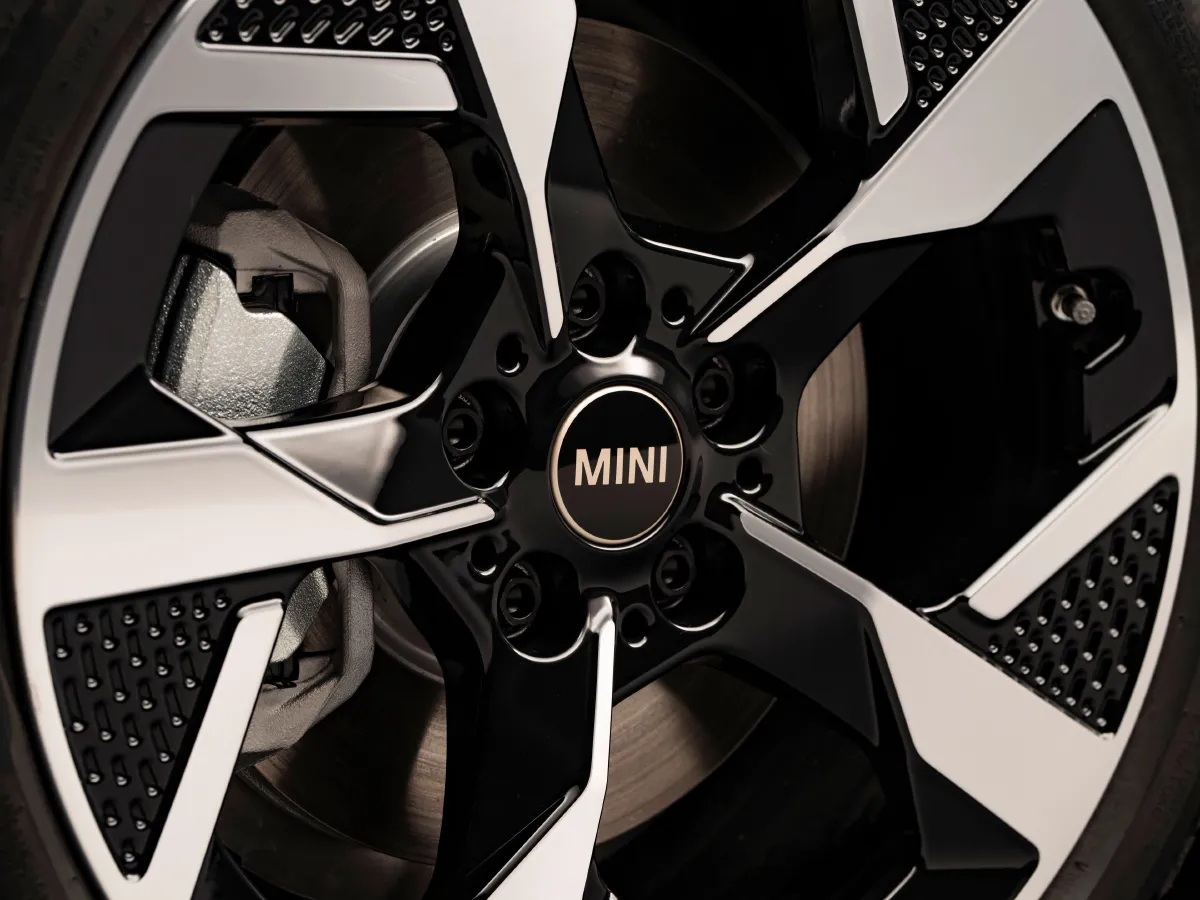 MINI MINI,autocango,china used car exporter,china ev exporter,chinese used car exporter,chinese used ev exporter