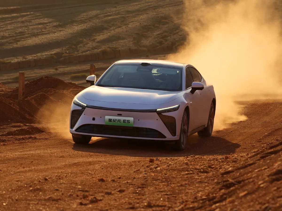 Exceed Sterra ES,autocango,china used car exporter,china ev exporter,chinese used car exporter,chinese used ev exporter