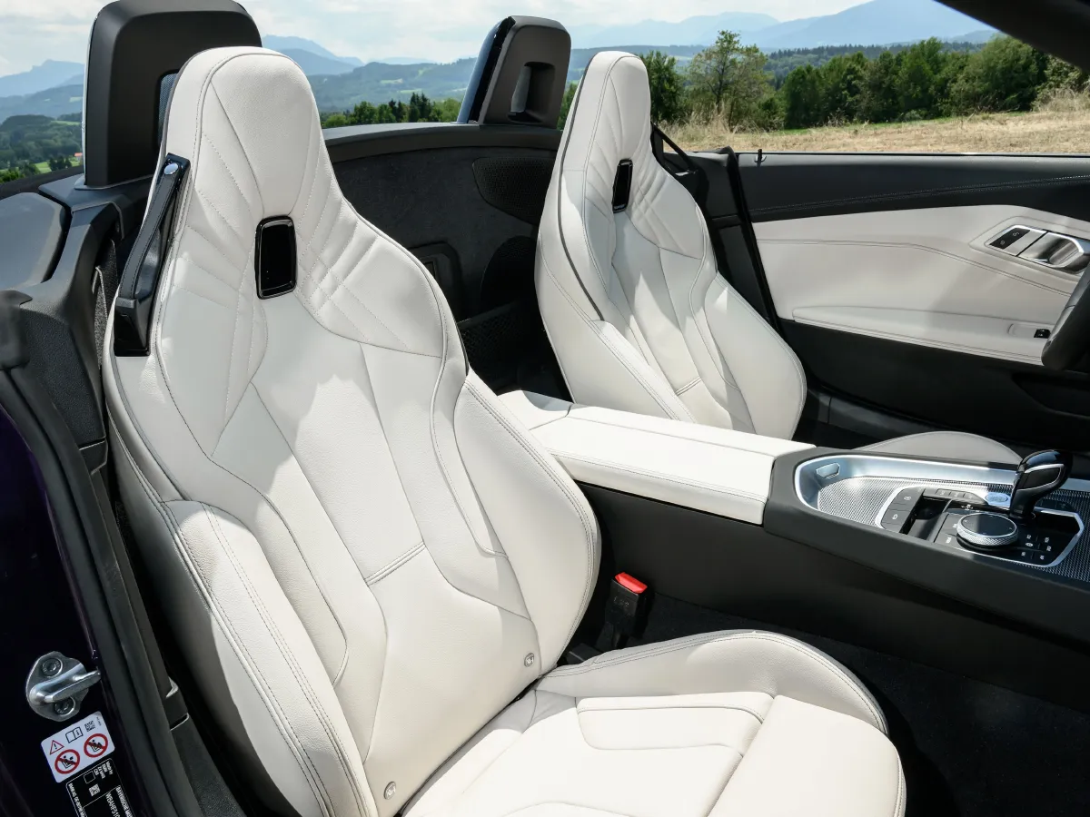 BMW Z4,autocango,china used car exporter,china ev exporter,chinese used car exporter,chinese used ev exporter