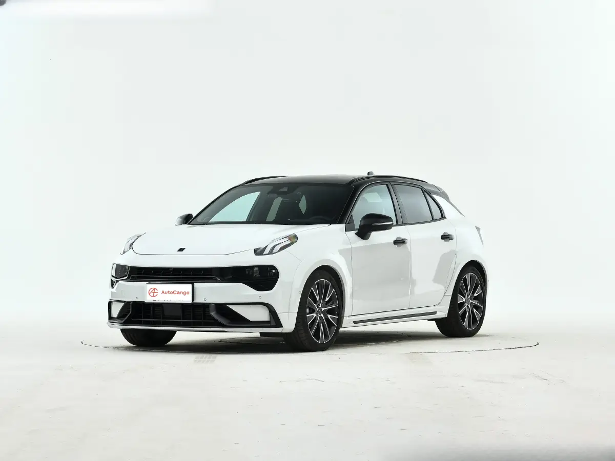 LYNK&CO 02 Hatchback