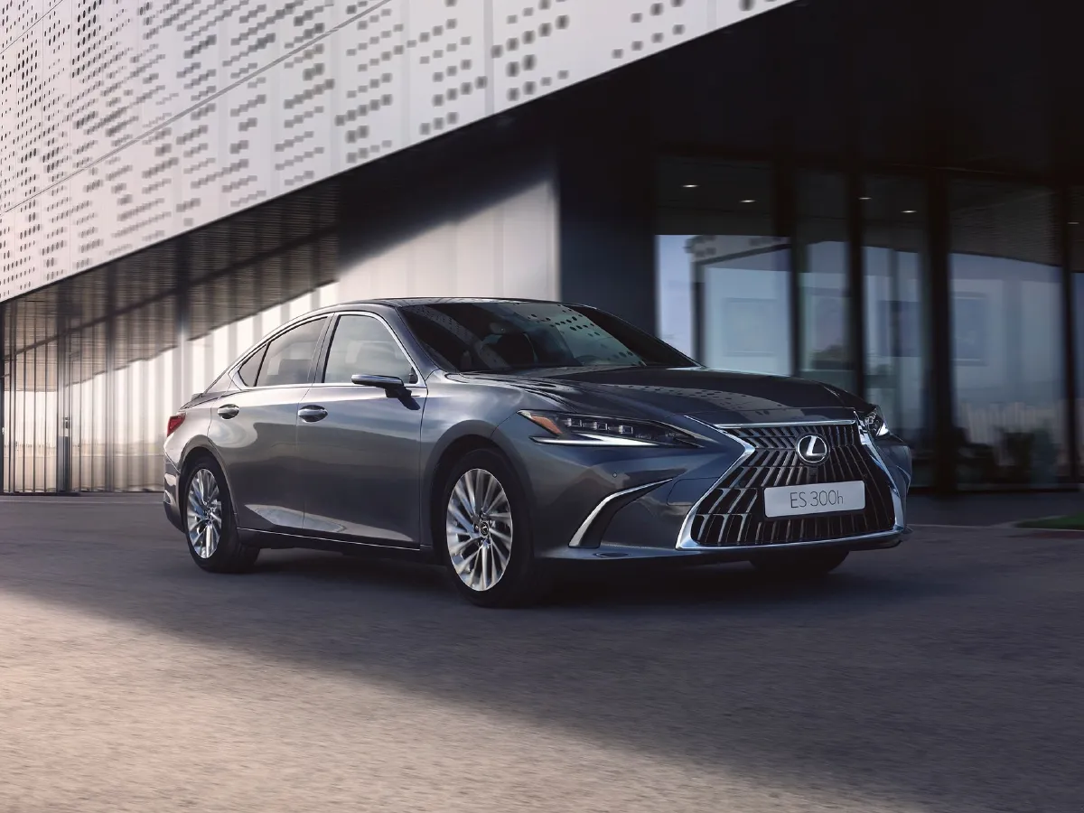 Lexus ES,autocango,china used car exporter,china ev exporter,chinese used car exporter,chinese used ev exporter