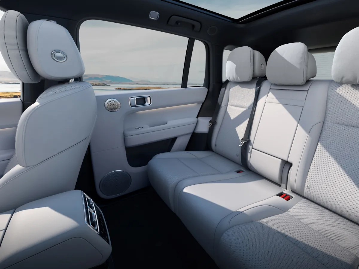 Li L6,autocango,china used car exporter,china ev exporter,chinese used car exporter,chinese used ev exporter