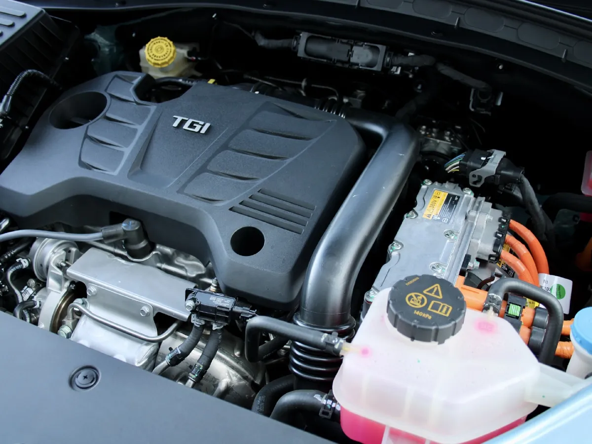 MG HS,autocango,china used car exporter,china ev exporter,chinese used car exporter,chinese used ev exporter