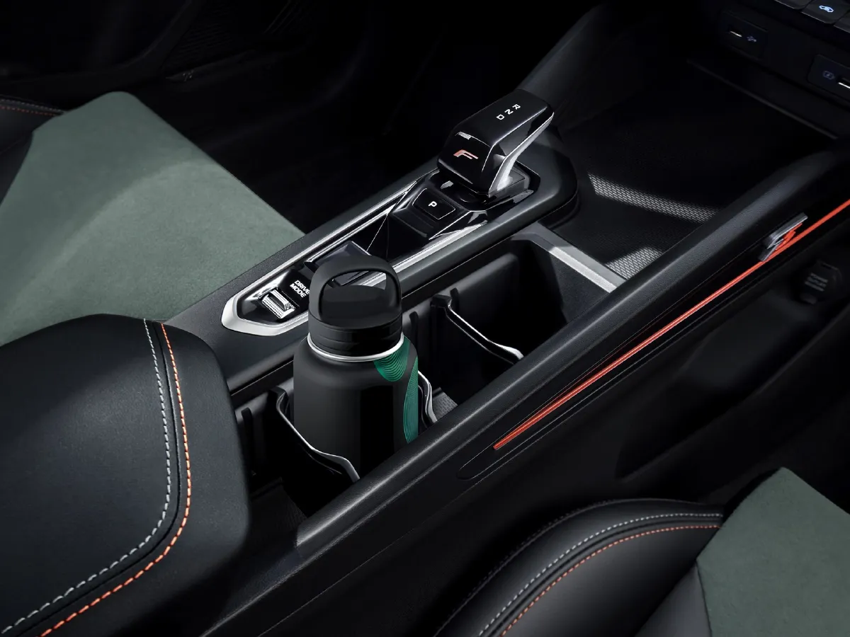 2018 Geely Binray 1.4T 133HP L4 CVT,autocango,china used car exporter,china ev exporter,chinese used car exporter,chinese used ev exporter