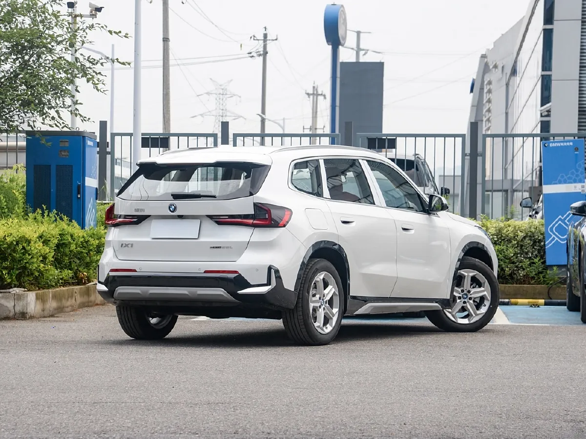 BMW iX1,autocango,china used car exporter,china ev exporter,chinese used car exporter,chinese used ev exporter