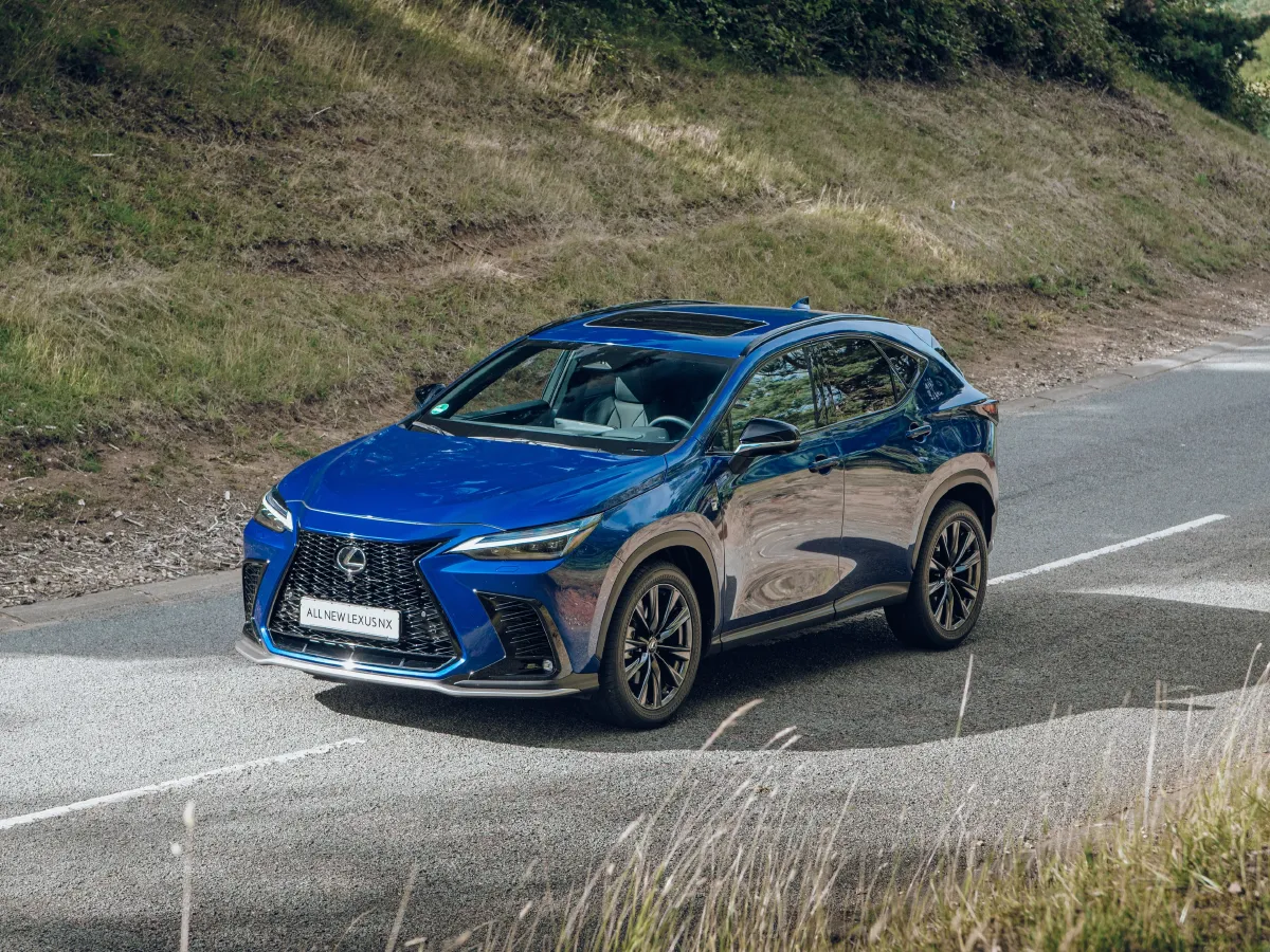 2024 Lexus NX 2.5L 185HP L4 E-CVT PHEV 16KWH,autocango,china used car exporter,china ev exporter,chinese used car exporter,chinese used ev exporter
