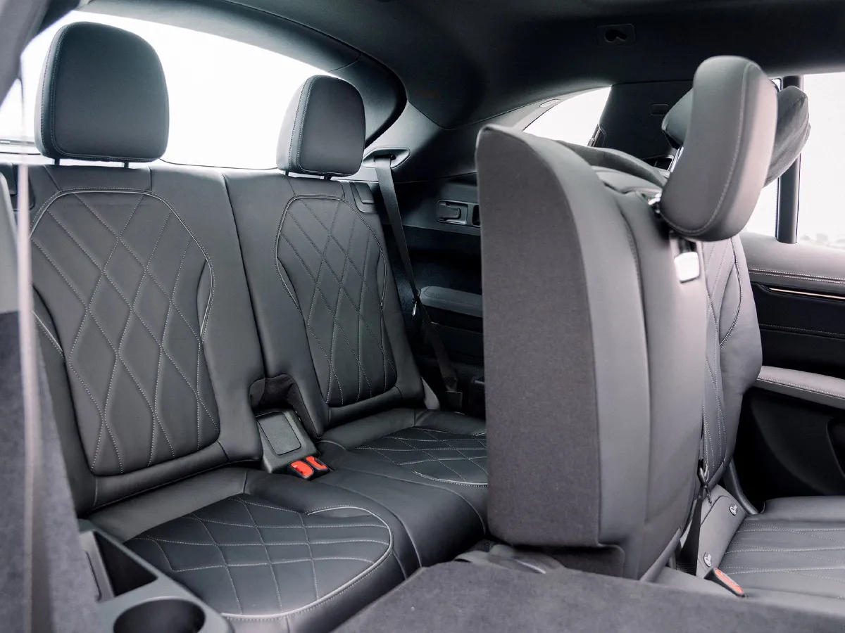 Mercedes-Benz EQS SUV,autocango,china used car exporter,china ev exporter,chinese used car exporter,chinese used ev exporter