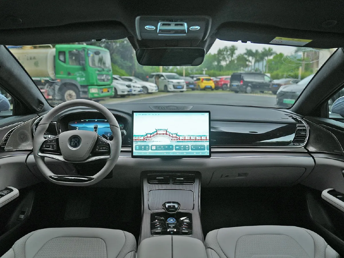 BYD Han,autocango,china used car exporter,china ev exporter,chinese used car exporter,chinese used ev exporter